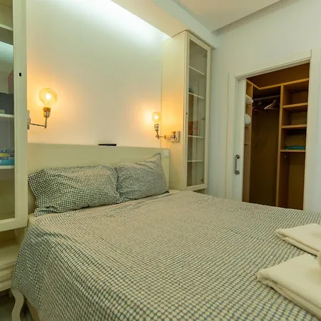 アパート E Mar 4 *