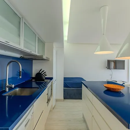 Apartament E Mar 4
