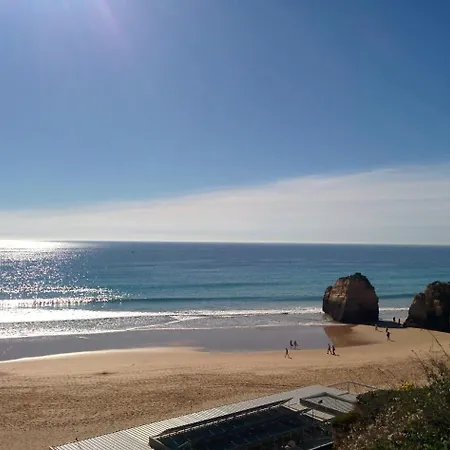 E Mar 4 アパート