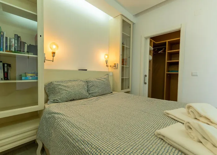 Apartament E Mar 4 *