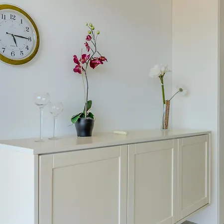 E Mar 4 * Портиман